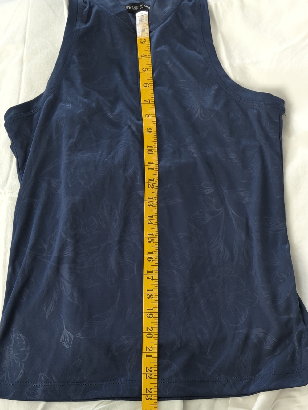 Swannies Golf Nadia Sleeveless Polo - Navy Blue Floral Embossed Half Zip Size S - Picture 7 of 7